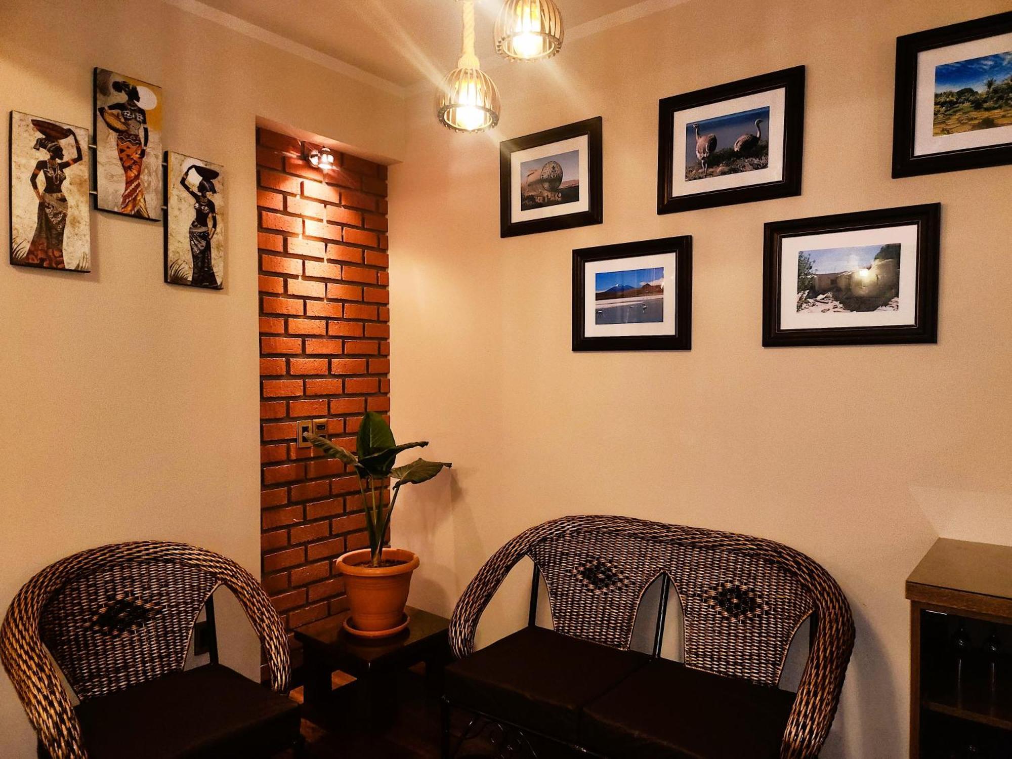 Hostal Cagnapa Restobar อูยูนี ภายนอก รูปภาพ