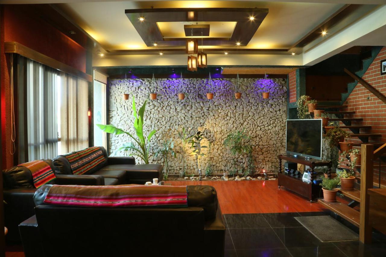 Hostal Cagnapa Restobar อูยูนี ภายนอก รูปภาพ