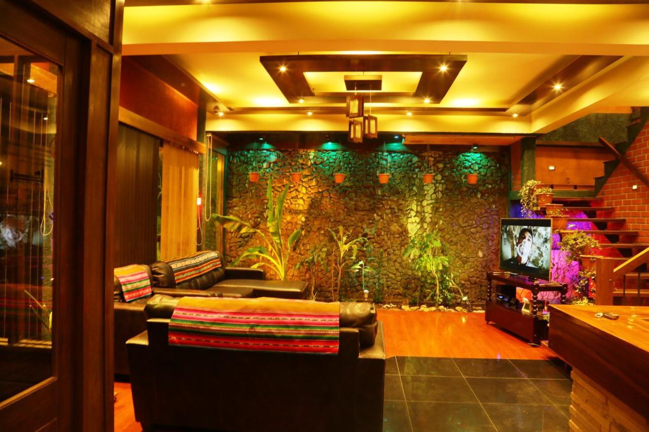 Hostal Cagnapa Restobar อูยูนี ภายนอก รูปภาพ
